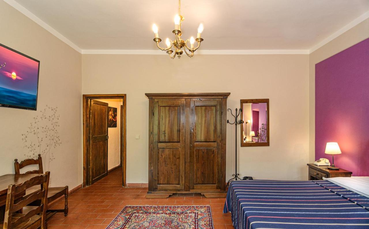 לוקה Hotel Villa Rinascimento מראה חיצוני תמונה
