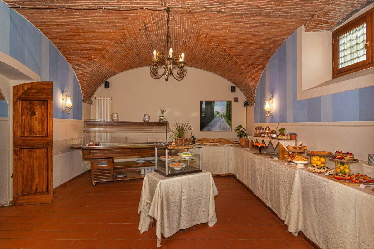 לוקה Hotel Villa Rinascimento מראה חיצוני תמונה