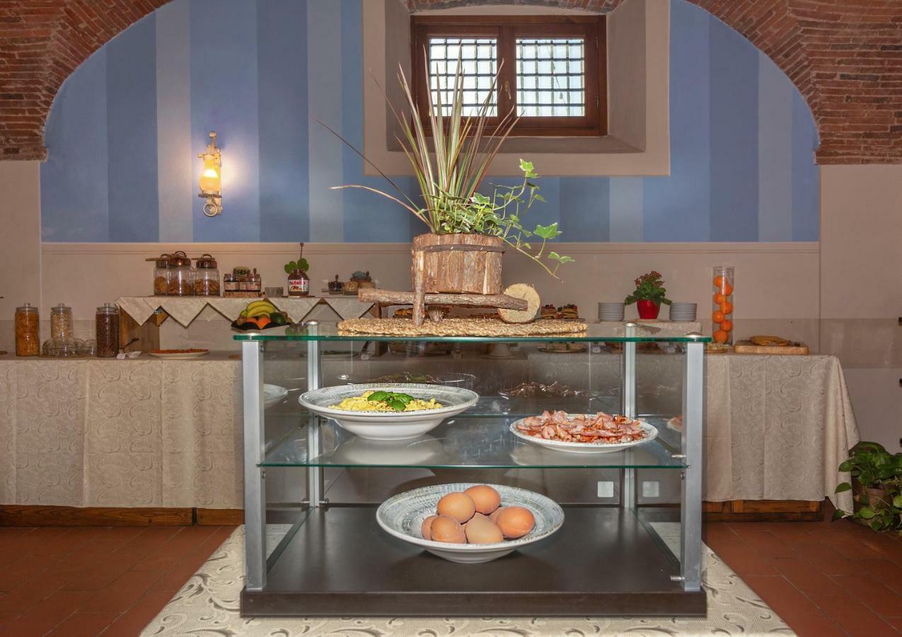 לוקה Hotel Villa Rinascimento מראה חיצוני תמונה