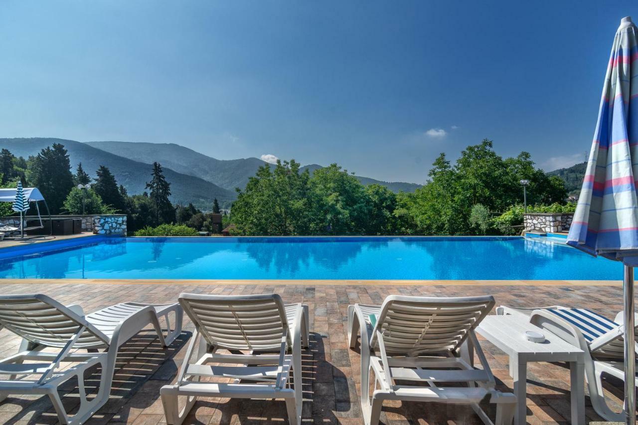 לוקה Hotel Villa Rinascimento מראה חיצוני תמונה